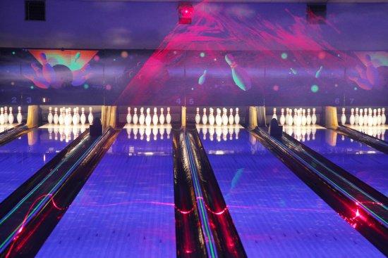 Bowling Erica